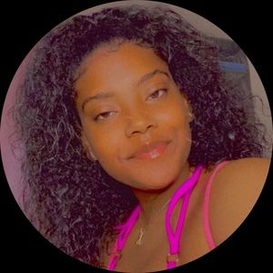 Meet your Posher, Corrine